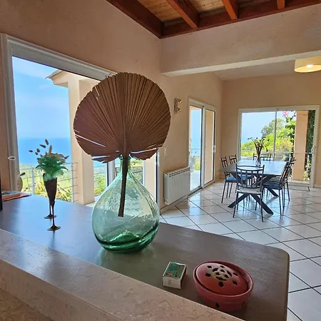 Sari- Vue Mer- Climatisation *